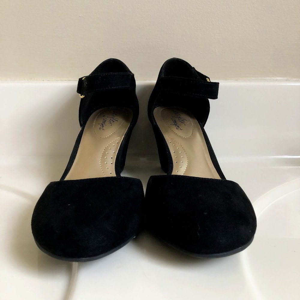 DexFlex Comfort Black Heels